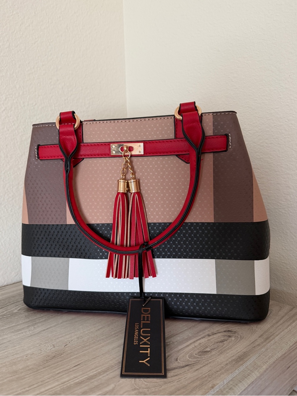 Deluxity Los Angeles Vegan Approved Handbag